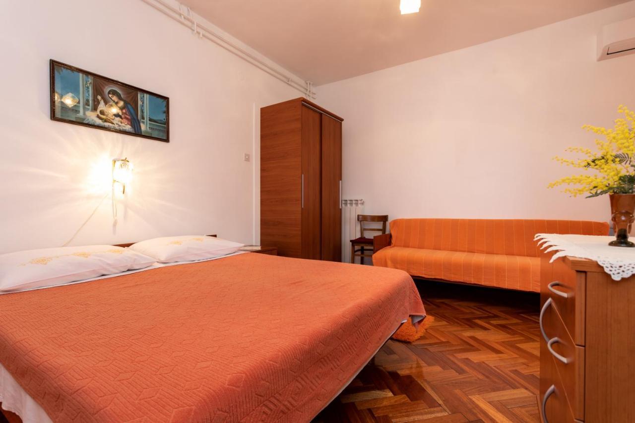 Rooms & Studio Apartment Mira Baška Εξωτερικό φωτογραφία