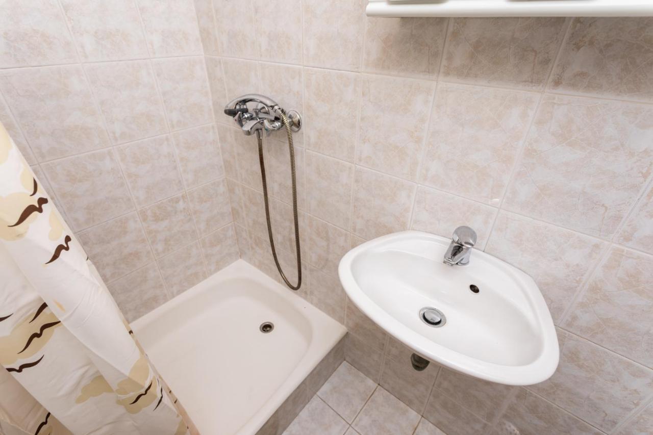 Rooms & Studio Apartment Mira Baška Εξωτερικό φωτογραφία
