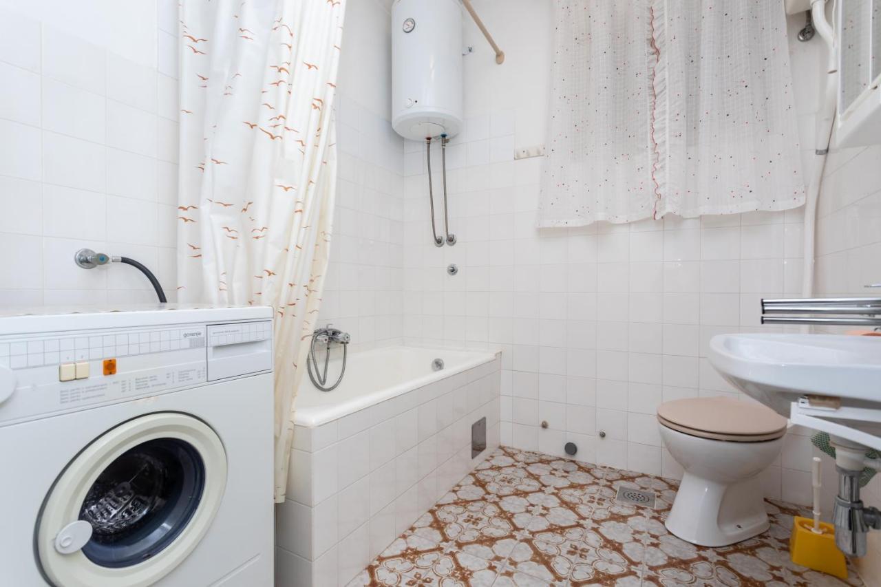 Rooms & Studio Apartment Mira Baška Εξωτερικό φωτογραφία