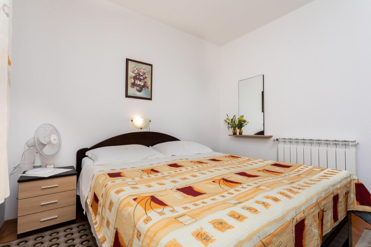 Rooms & Studio Apartment Mira Baška Εξωτερικό φωτογραφία