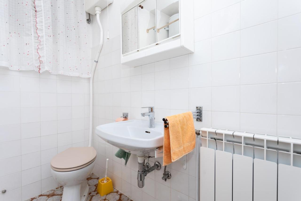 Rooms & Studio Apartment Mira Baška Εξωτερικό φωτογραφία