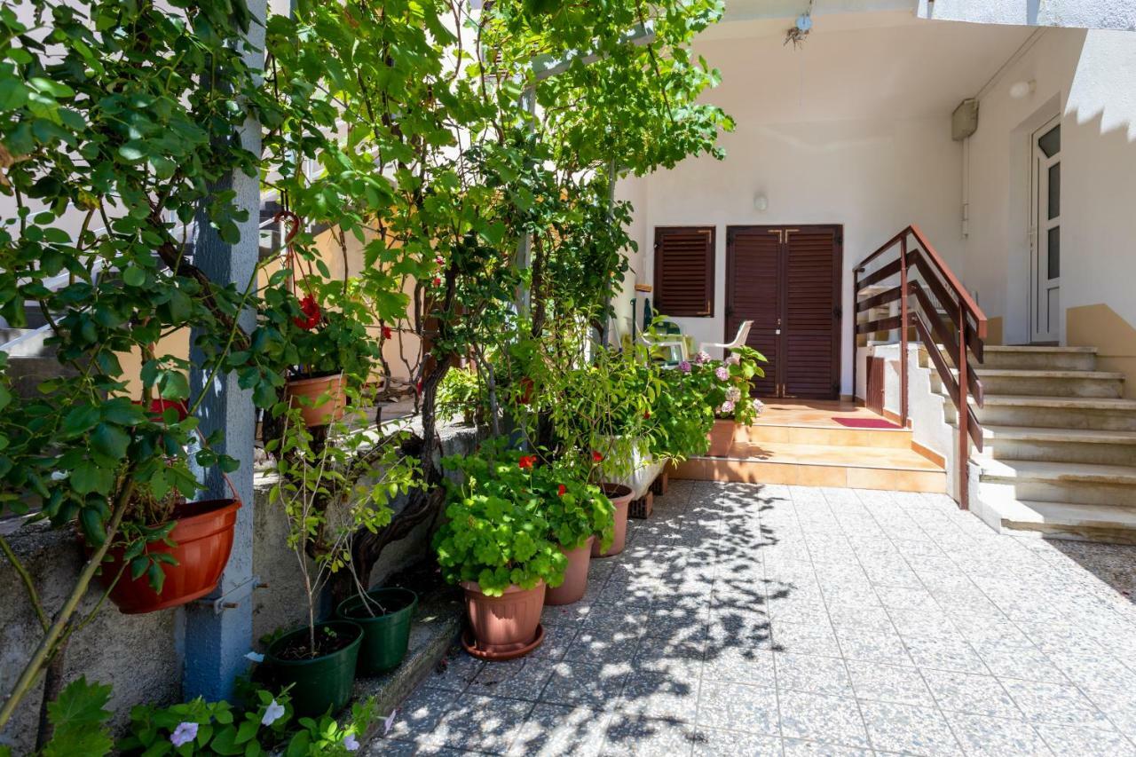 Rooms & Studio Apartment Mira Baška Εξωτερικό φωτογραφία